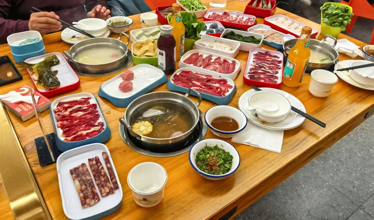 美御品牌策劃：如何打造具有統(tǒng)治力的海鮮火鍋品牌